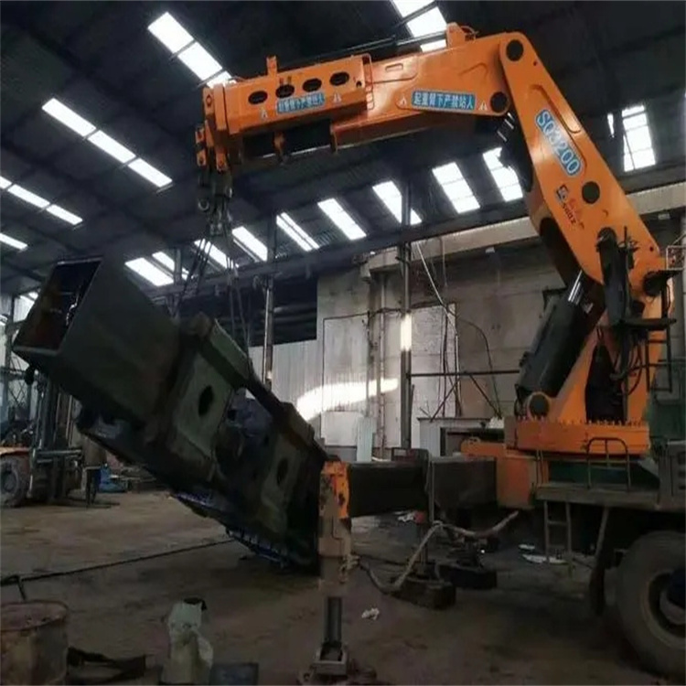 嘉陵200吨折臂吊出租